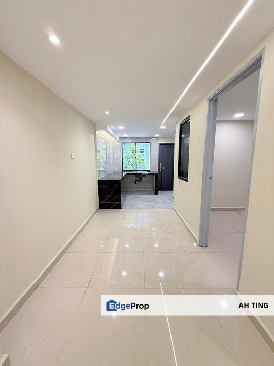 Low Cost Double Storey House Bandar Seri Alam , Johor, Masai