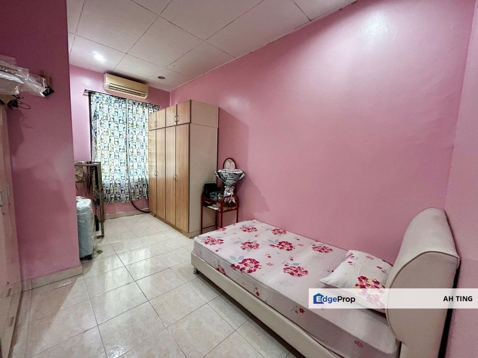 Double Storey Terrace House End Lot Bestari Indah , Johor, Ulu Tiram