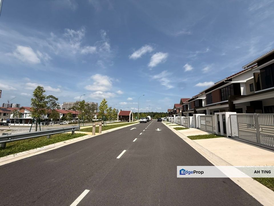 Double Storey Terrace House Senadi Hills , Johor, 