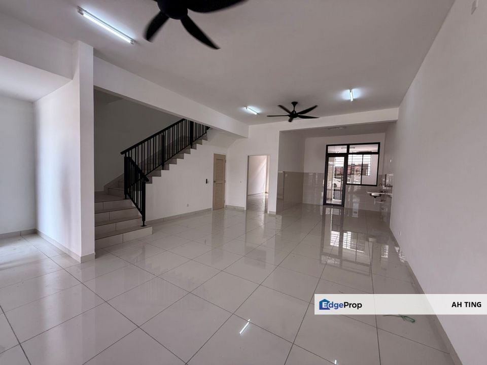 Double Storey Terrace House Senadi Hills , Johor, 