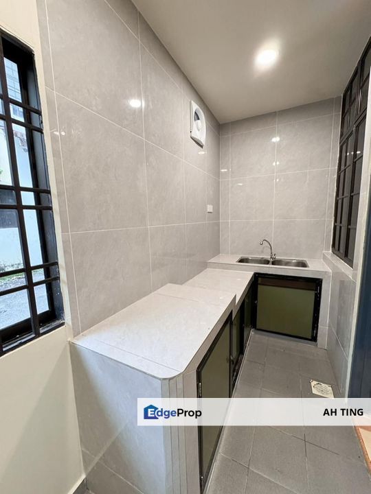 Large Double Storey Terrace House Dato Chellam , Johor, Ulu Tiram