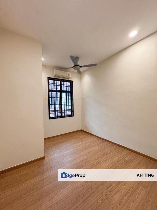Large Double Storey Terrace House Dato Chellam , Johor, Ulu Tiram