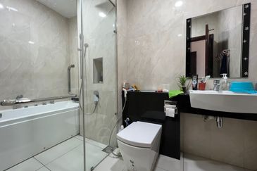 Paragon Suites @ CIQ