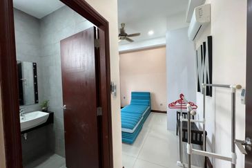 Paragon Suites @ CIQ