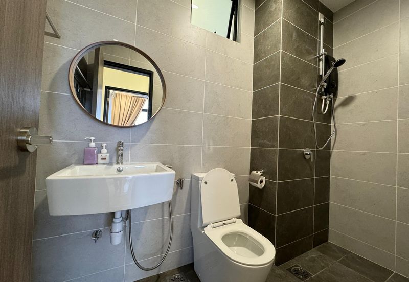 Twin Tower Residence