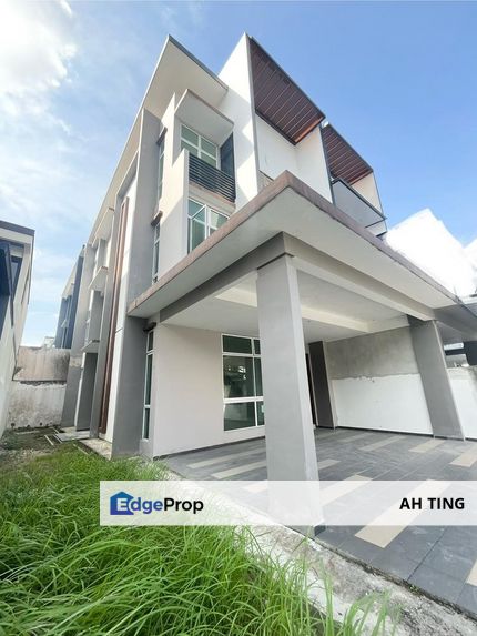 3 Storey Cluster House Taman Nusa Sentral , Johor, Nusajaya