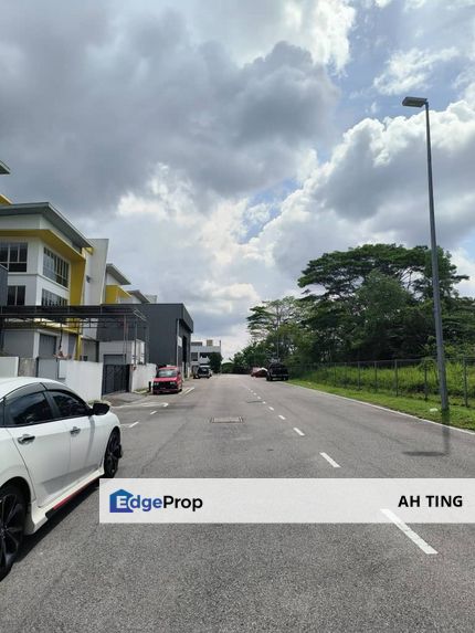 Jalan Cemerlang Lancar Saleng Senai 3 Storey Cluster Factory 60x100 Gated Guard, Johor, Senai