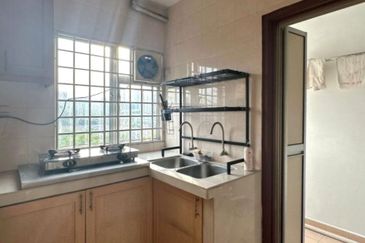 Aliran Damai, Bandar Damai Perdana