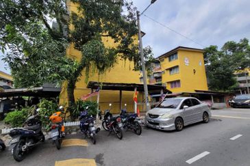 Flat PKNS AU3 (Blok 1 - 6)