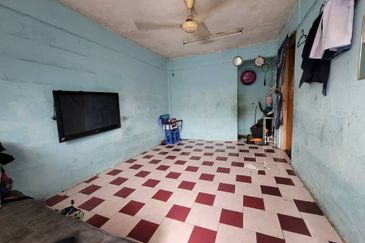 Flat PKNS AU3 (Blok 1 - 6)