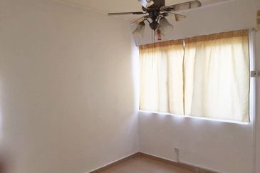 De Tropicana Condominium