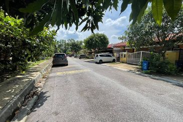 Taman Subang Permata