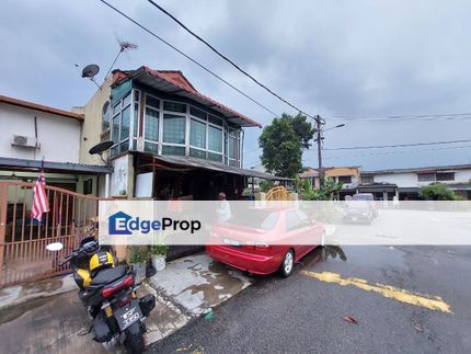 2 Storey Taman Sri Watan Ampang [FULLY EXTEND KICTHEN & BEDROOM ], Selangor, Ampang