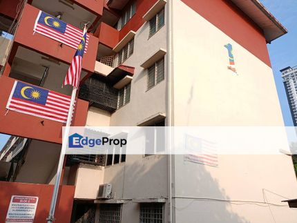 End Lot Level 2 Pangsapuri Inai Pandan Indah Ampang Selangor , Selangor, Pandan Indah