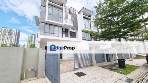 (End lot) 3 Storey Superlink Mutiara Villa @ Mutiara Heights Kajang, Selangor, Kajang