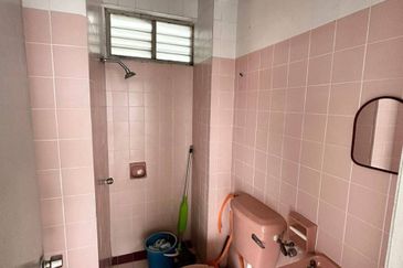 Tasik Heights Apartment