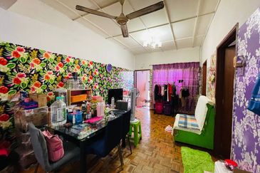 TERMURAH Level 3 Shop Apartment Pandan Jaya, Kuala Lumpur