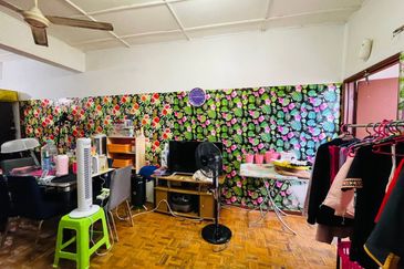 TERMURAH Level 3 Shop Apartment Pandan Jaya, Kuala Lumpur