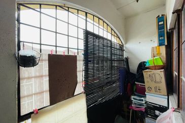 TERMURAH Level 3 Shop Apartment Pandan Jaya, Kuala Lumpur