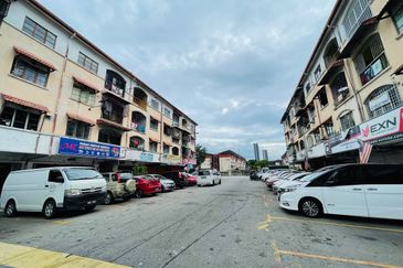 TERMURAH Level 3 Shop Apartment Pandan Jaya, Kuala Lumpur