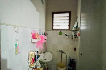 TERMURAH Level 3 Shop Apartment Pandan Jaya, Kuala Lumpur