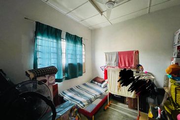 TERMURAH Level 3 Shop Apartment Pandan Jaya, Kuala Lumpur