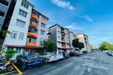 Kenanga Apartment, Puchong