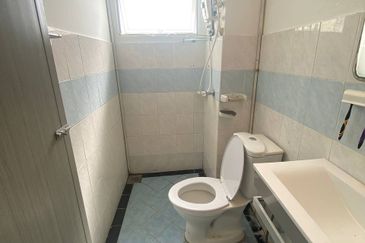 Pangsapuri Kristal (Crystal Tower), Taman Bukit Indah