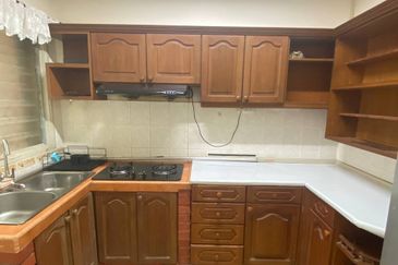 Pangsapuri Kristal (Crystal Tower), Taman Bukit Indah