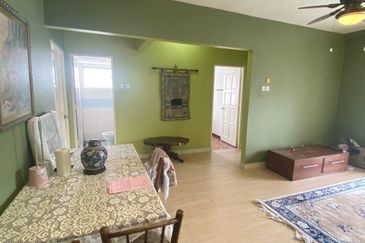 Pangsapuri Kristal (Crystal Tower), Taman Bukit Indah