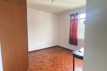 Pangsapuri Kristal (Crystal Tower), Taman Bukit Indah