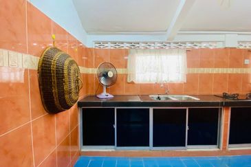 FACING OPEN + RENOVATED 2 STOREY TERRACE TAMAN SETIAWANGSA