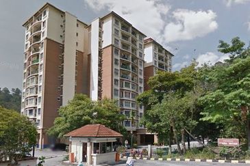 Kondominium Tiara Intan, Taman Bukit Indah