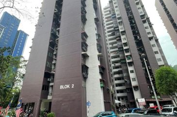 Kondo Rakyat (Desa Pantai Flat)