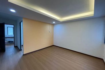 Kondo Rakyat (Desa Pantai Flat)