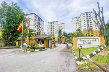 Pangsapuri Kristal (Crystal Tower), Taman Bukit Indah