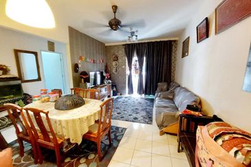 Pangsapuri Kristal (Crystal Tower), Taman Bukit Indah