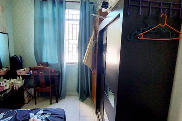 Pangsapuri Kristal (Crystal Tower), Taman Bukit Indah