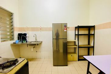 Residensi Bistaria, Ukay Bistari