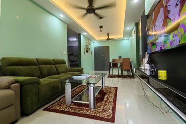 Residensi Laguna Biru 2