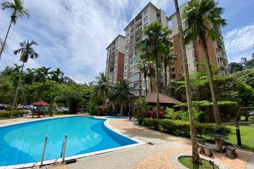 Kondominium Tiara Intan, Taman Bukit Indah