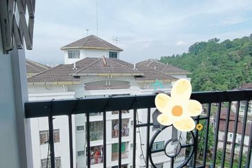 Pangsapuri Kristal (Crystal Tower), Taman Bukit Indah