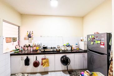 Villa Residence @ Goodview Heights