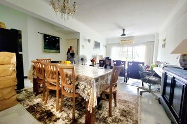 Emerald Hill, Taman Bukit Indah