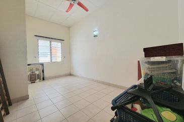 Kota Puteri, Batu Arang