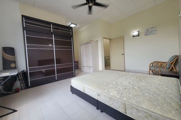 Kota Puteri, Batu Arang