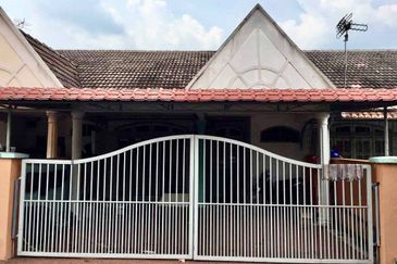 Bandar Tun Hussein Onn