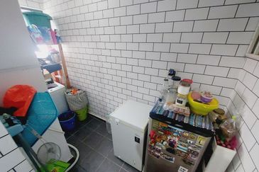 Residensi Laguna Biru 2