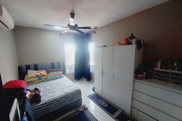 Residensi Laguna Biru 2