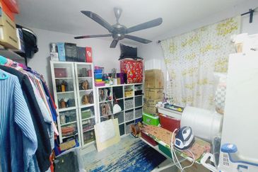 Residensi Laguna Biru 2